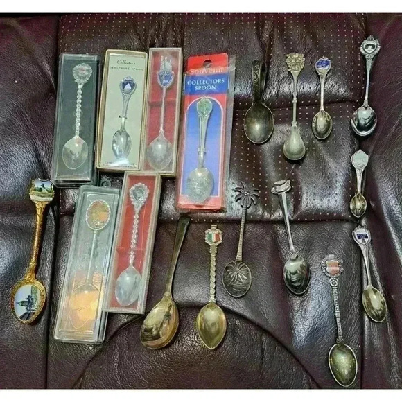 Vintage Mixed Lot Assorted Souvenir Spoons for Crafts Collectibles Repurpose‎ - Picture 2 of 11